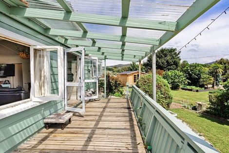 Photo of property in 3 Morton Street, Tuatapere, 9620