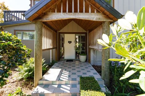 Photo of property in 320 Gladstone Road South, East Taieri, Mosgiel, 9092