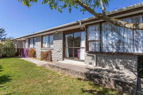 Photo of property in 1/2 Takapu Place, Bromley, Christchurch, 8062