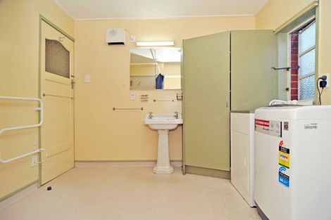 Photo of property in 36 Middleton Road, Kew, Dunedin, 9012