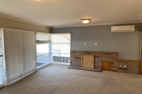 Photo of property in 22 Botany Road, Howick, Auckland, 2010