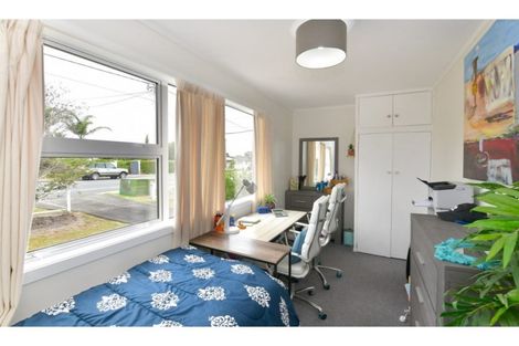 Photo of property in 998 Whangaparaoa Road, Tindalls Beach, Whangaparaoa, 0930
