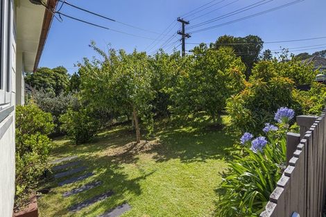 Photo of property in 32 Roseman Avenue, Mount Roskill, Auckland, 1041