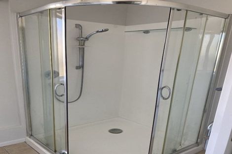 Photo of property in 18 Ngatitoa Street, Tawa, Wellington, 5028