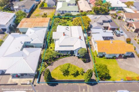 Photo of property in 12 Campbell Street, Whanganui, 4500