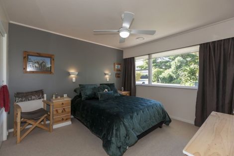 Photo of property in 2a Leybourne Avenue, Waikanae, 5036