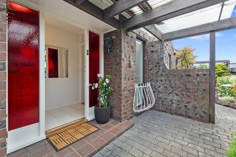 Photo of property in 1 Bolton Street, Blockhouse Bay, Auckland, 0600