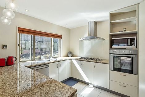 Photo of property in 16 Amaretto Avenue, Flat Bush, Auckland, 2019