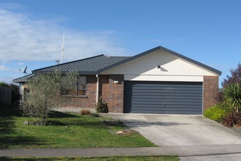 Photo of property in 6 Sandhurst Place, Nawton, Hamilton, 3200