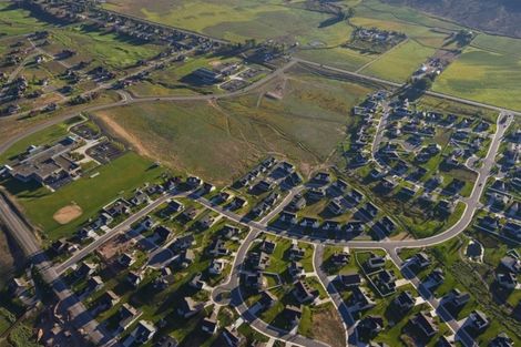 Photo of property in 35 Piripono Crescent, Pukekohe, 2120