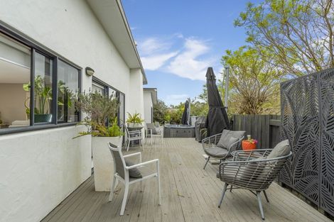 Photo of property in 43 Honeysuckle Lane, Ohauiti, Tauranga, 3112