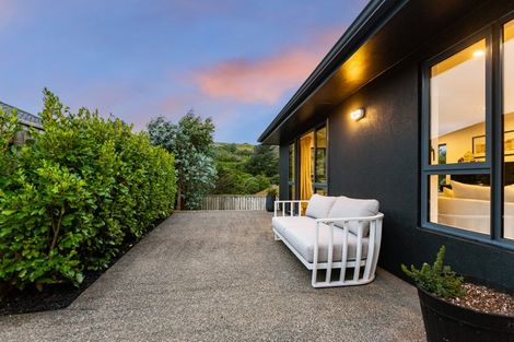 Photo of property in 8 Tararua Close, Aotea, Porirua, 5024