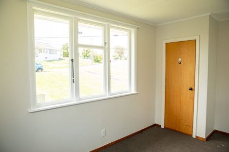 Photo of property in 37 Hillary Crescent, Belmont, Auckland, 0622