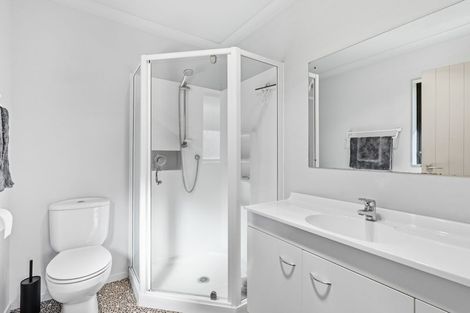 Photo of property in 14 Pukematawai Lane, Levin, 5571