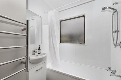 Photo of property in 50a Pohutukawa Drive, Owhata, Rotorua, 3010