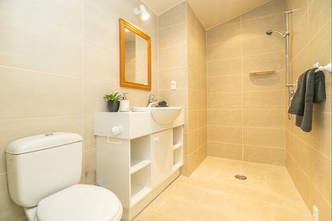 Photo of property in 9 Arrowtown-lake Hayes Road, Lake Hayes, Queenstown, 9371