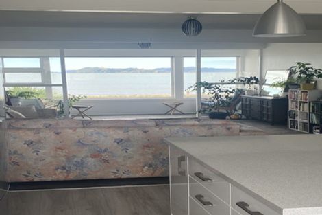 Photo of property in 1 Aurora Street, Petone, Lower Hutt, 5012