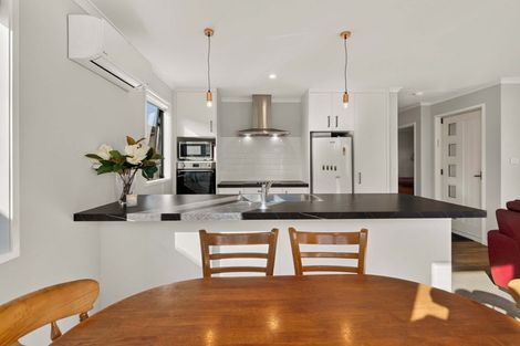 Photo of property in 20 Bronze Court, Papamoa, 3118