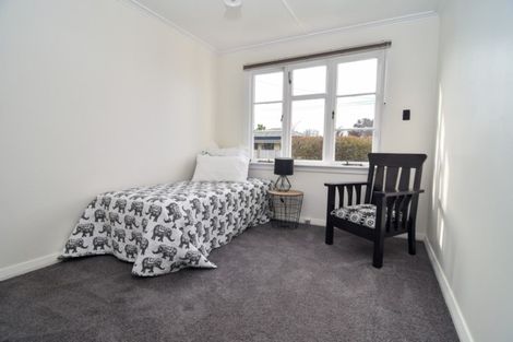 Photo of property in 1 Rhodes Street, Carterton, 5713