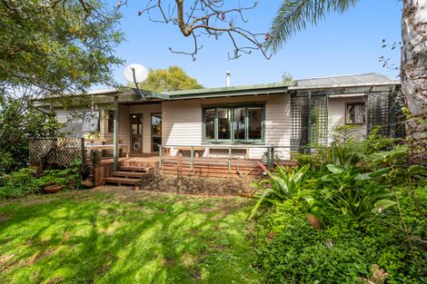 Photo of property in 56 Riverview Road, Kerikeri, 0230