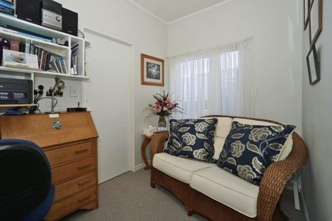 Photo of property in 8 Saunders Place, Te Puke, 3119