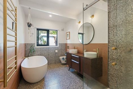 Photo of property in 44 Matai Road, Raumati South, Paraparaumu, 5032