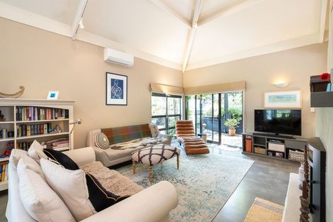 Photo of property in 13 Muritai Crescent, Havelock North, 4130