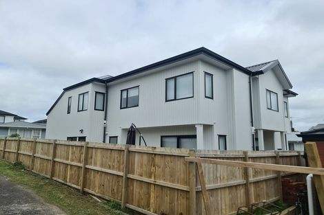 Photo of property in 107b Wharf Road, Te Atatu Peninsula, Auckland, 0610