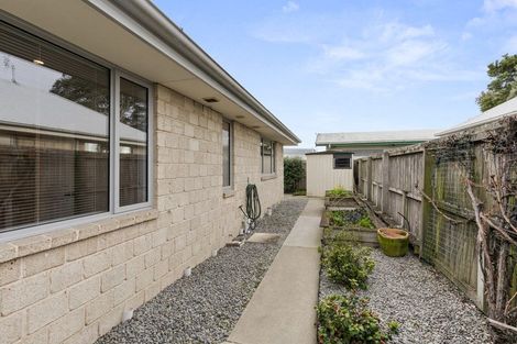 Photo of property in 2/194 Waimairi Road, Ilam, Christchurch, 8041