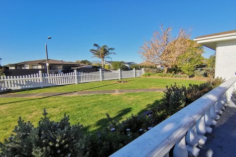 Photo of property in 1 Chester Place, Taradale, Napier, 4112
