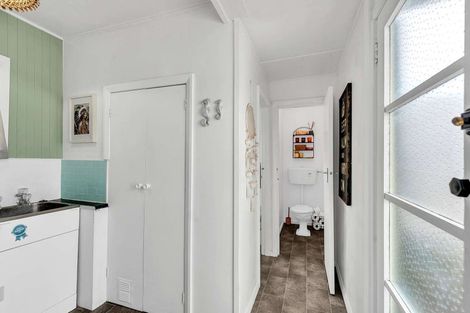 Photo of property in 16 Gloucester Street, Whanganui, 4500