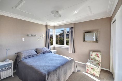 Photo of property in 21 Elwyn Crescent, Green Island, Dunedin, 9018