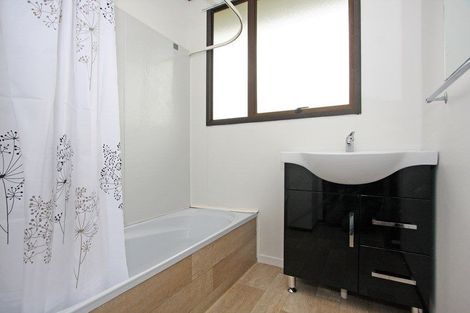 Photo of property in 1/27 Nearco Street, Randwick Park, Auckland, 2105