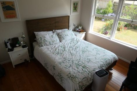 Photo of property in 2/34 Pupuke Road, Takapuna, Auckland, 0622