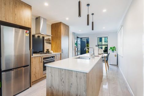 Photo of property in 16 Houhora Street, Westgate, Auckland, 0814