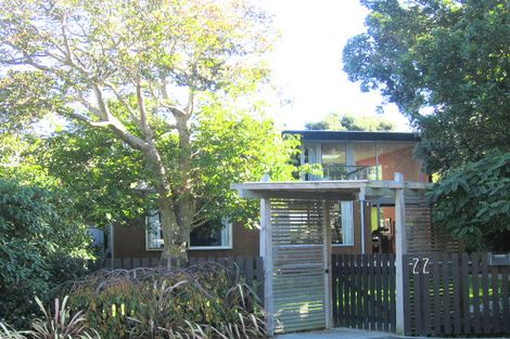 Photo of property in 22 Puriri Street, Eastbourne, Lower Hutt, 5013