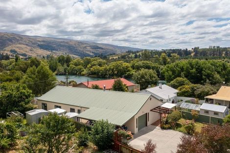 Photo of property in 1a Tweed Street, Roxburgh, 9500