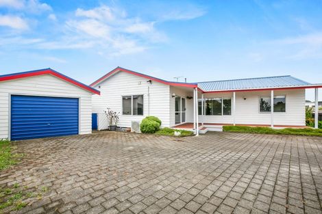 Photo of property in 26 Heta Road, Highlands Park, New Plymouth, 4312