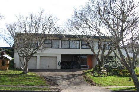 Photo of property in 65 Ray Small Drive, Pahurehure, Papakura, 2113