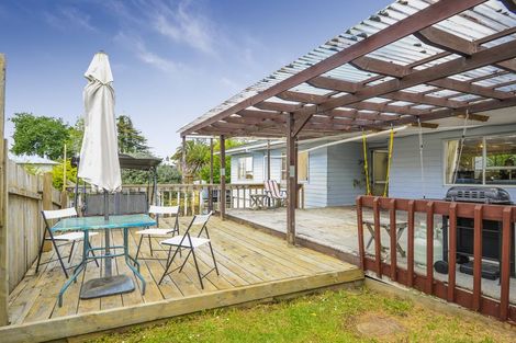 Photo of property in 3/9 Cameron Place, Ranui, Auckland, 0612