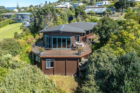 Photo of property in 251 Paku Drive, Tairua, 3508