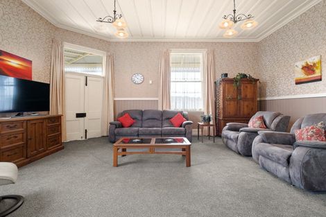 Photo of property in 1 Coach Road, Fairfield, Dunedin, 9018