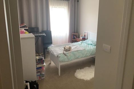 Photo of property in 20 Para Close, Fairview Heights, Auckland, 0632