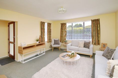 Photo of property in 76 Main North Road, Woodend, 7610