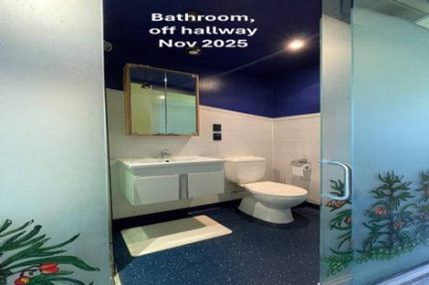 Photo of property in Qba Apartments, 2e/51 Webb Street, Mount Cook, Wellington, 6011