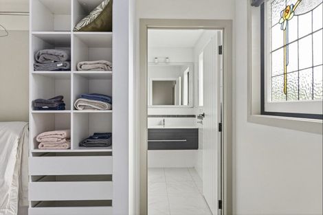 Photo of property in 43 Forrest Road, Cambridge, 3493