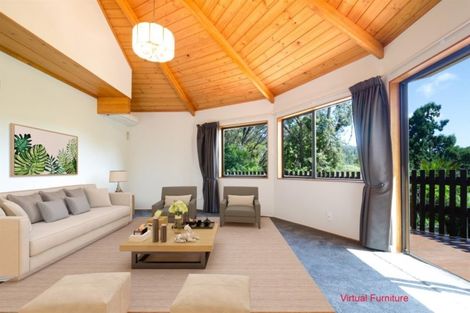 Photo of property in 53 Opanuku Road, Henderson Valley, Auckland, 0612