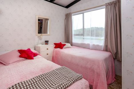 Photo of property in 10a Whiritoa Beach Road, Whiritoa, Whangamata, 3691