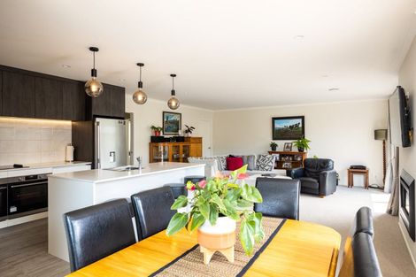 Photo of property in 12 Rehua Place, Waiwhakaiho, New Plymouth, 4312