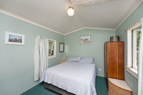 Photo of property in 16 Rangiuru Road, Otaki Beach, Otaki, 5512